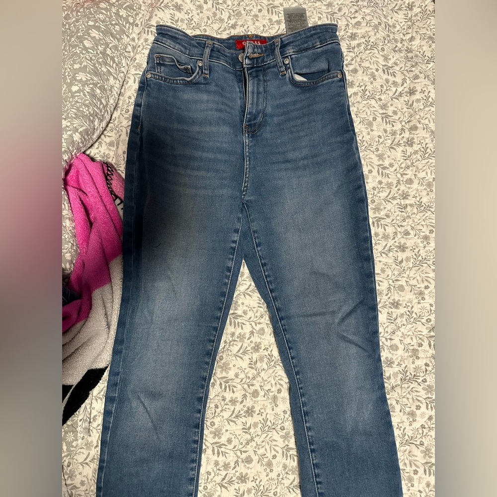Guess Light Wash Skinny Jeans